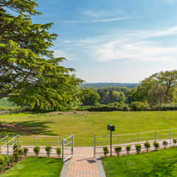 Graylands Estate, Horsham